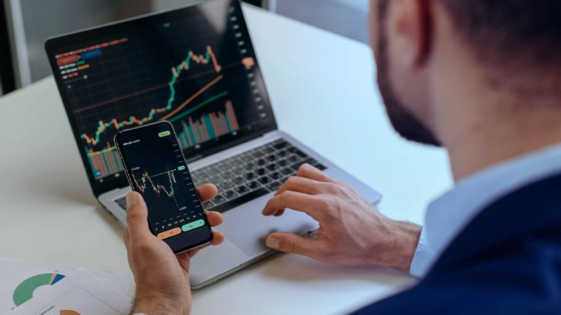 Dashboard di trading IA di Profit +720 Finvaro